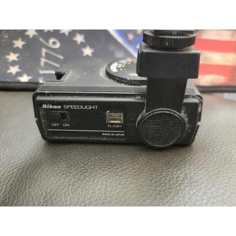 Nikon SB-10 Speedlight Flash – For Parts / Repair – Corrosion